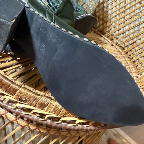 Jeffrey Campbell Optimum-ST Green Oiled Studded Booties Size 8.5 - Picture 4 of 7